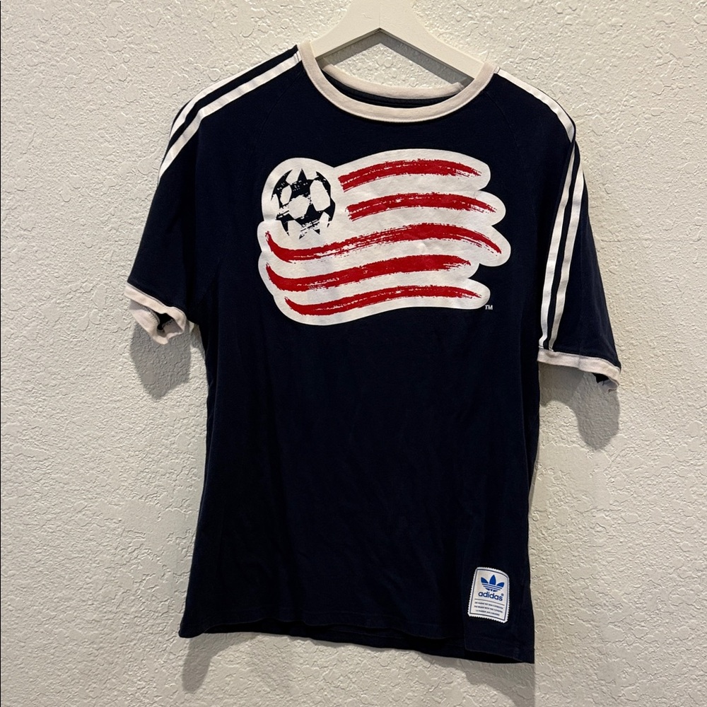 Adidas Original, Mens Navy Soccer Flag Tee